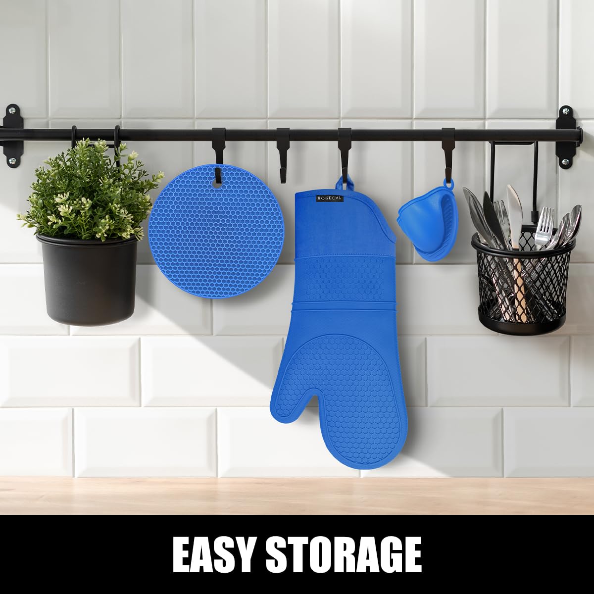 Rorecay lake-blue set helps keep counters dry and clean.