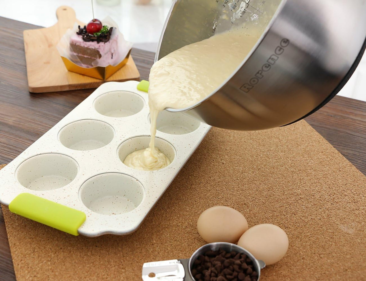 Three sizes of Rorence bowls: 1.5, 3, and 5 qt for versatile cooking