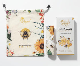 Royal Kitchen beeswax bread bag front view with artisan loaf preserving crust