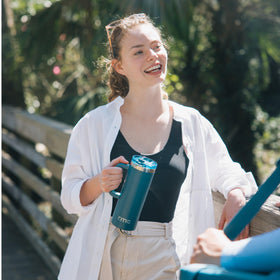 RTIC no-sweat exterior keeps hands dry on warm days