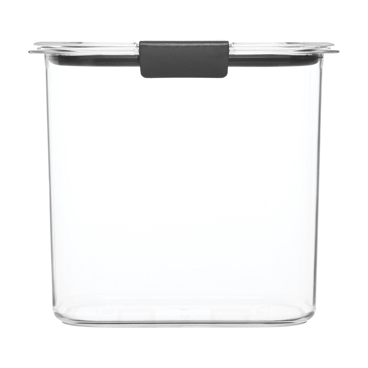 Rubbermaid Brilliance clear design helps identify ingredients at a glance.