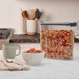 Rubbermaid Brilliance full-visibility: contents seen at a glance