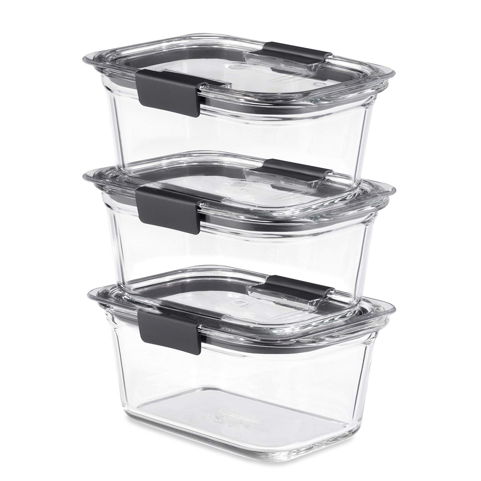 Rubbermaid Brilliance glass 4.7-cup container with lid on, showing airtight storage