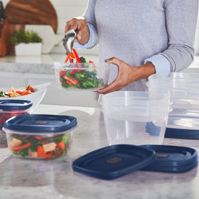 Rubbermaid EasyFindLids Insignia Blue dishwasher-safe cleanup is easy.