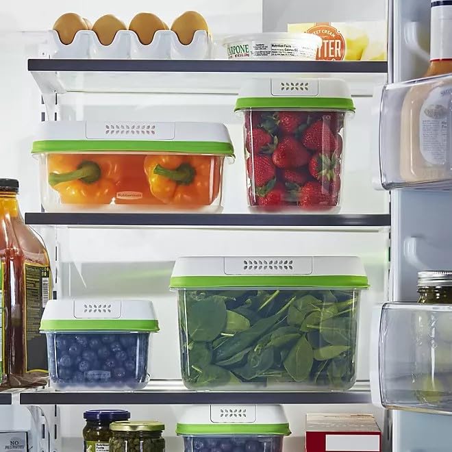 Rubbermaid FreshWorks lettuce spinach stored neatly in large containers