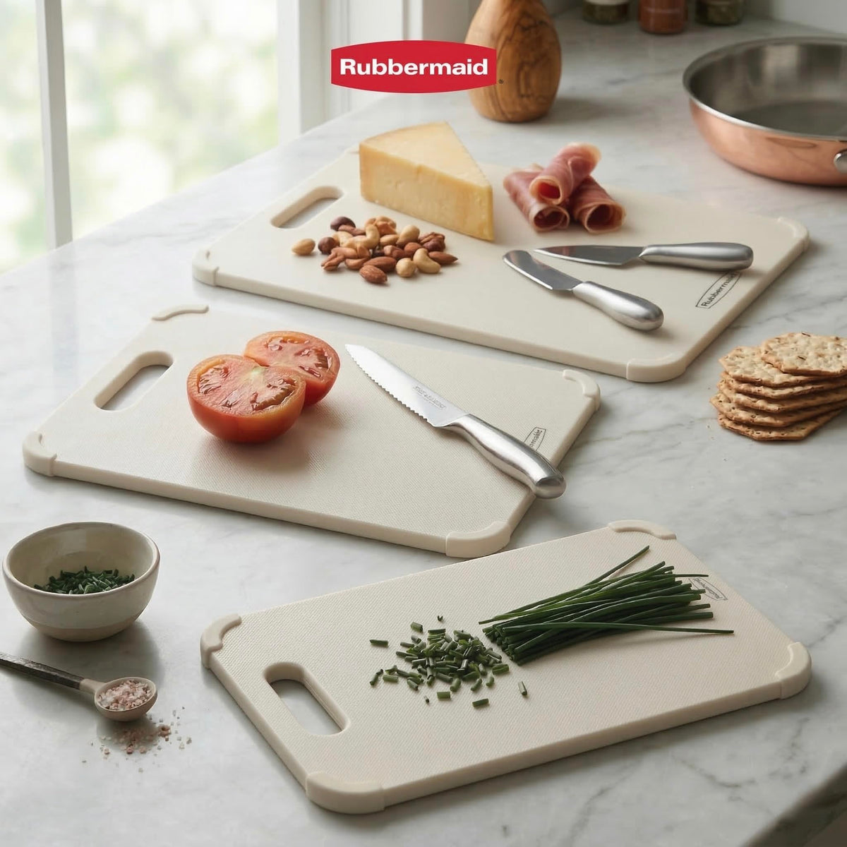 Rubbermaid wheat fiber texture close-up shows durable, knife-friendly surface