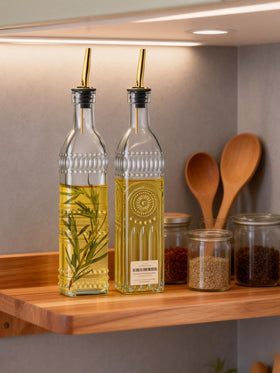 Ruiao glass bottle with drip-free pour spouts for clean dispensing.