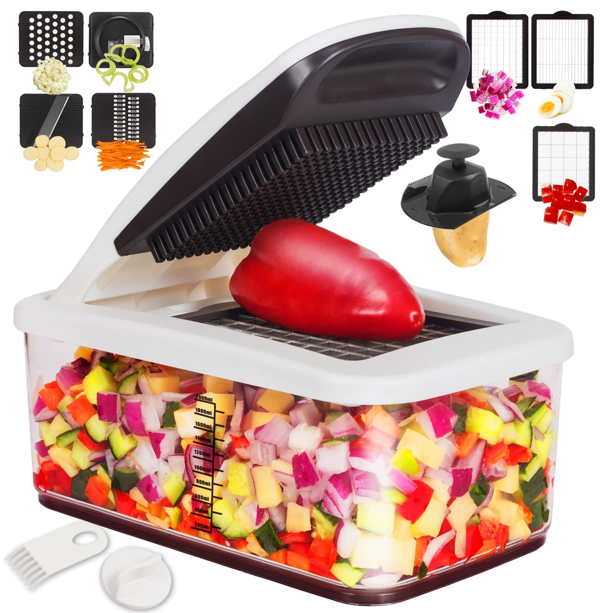RüK chopper's 4-blade spiralizer creates diverse veggie shapes.