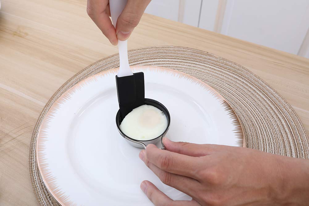 RUNZI induction-compatible egg poacher guarantees reliable heat on any compatible stove.
