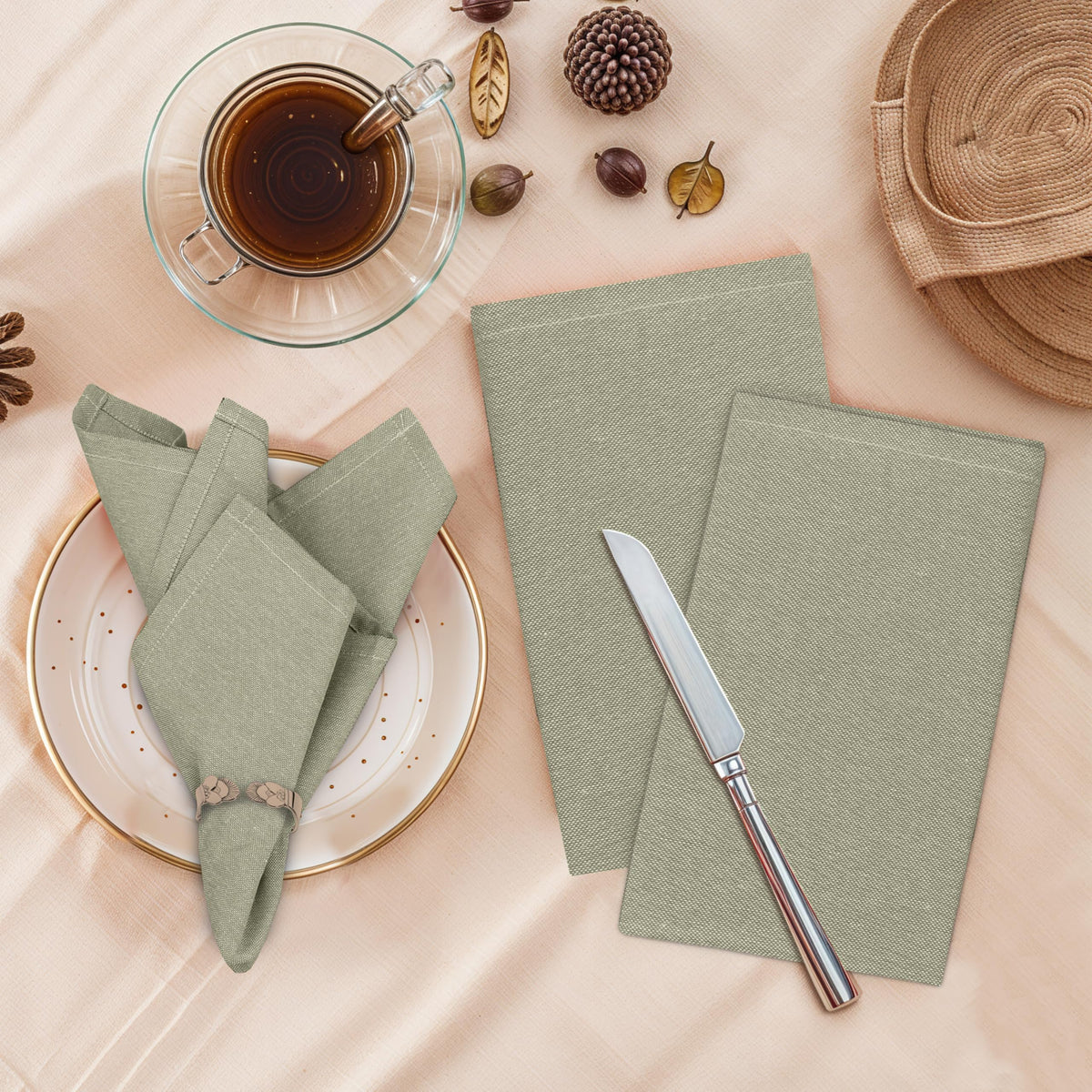 Ruvanti napkins 18x18 close-up shows secure stitched corners and quality.