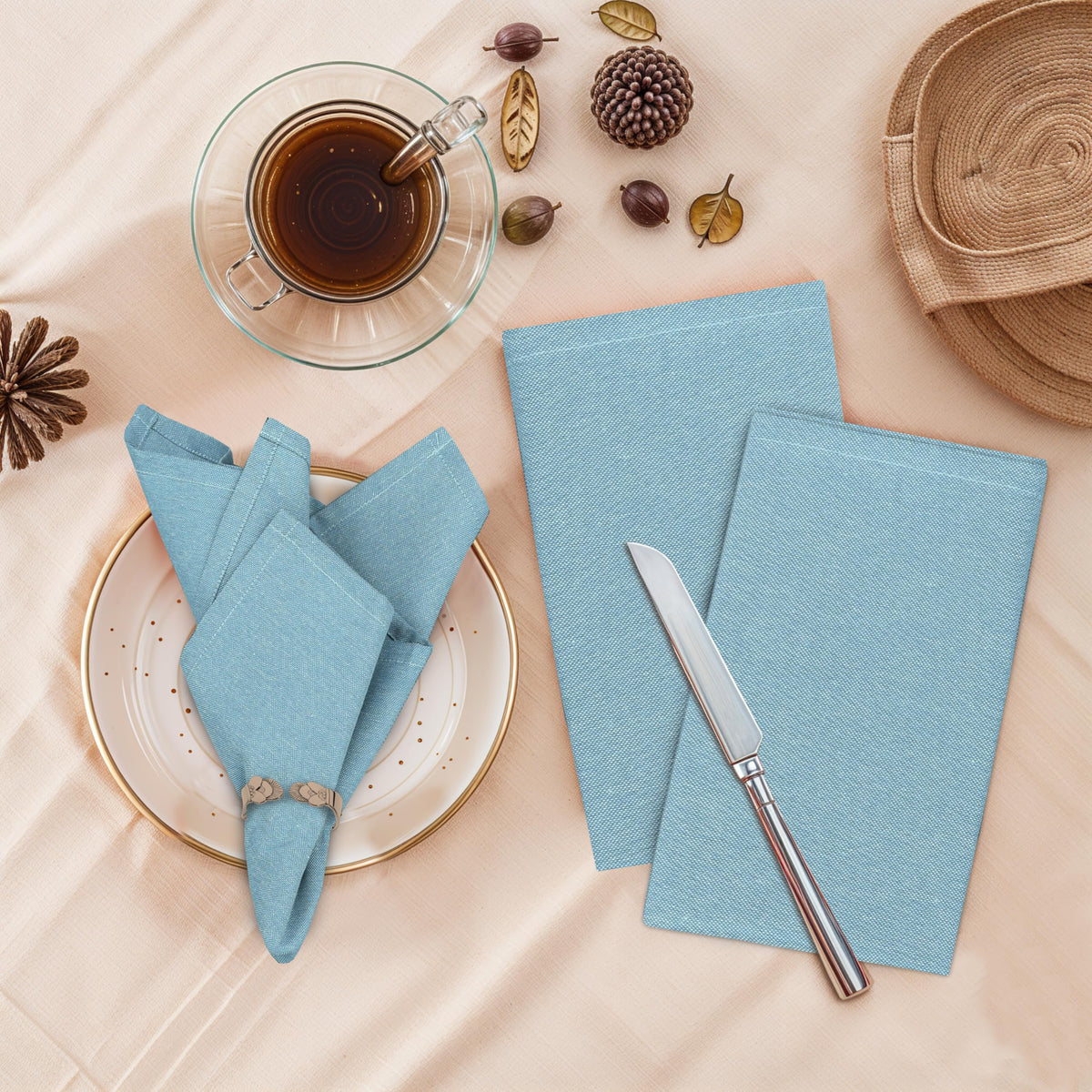 Ruvanti napkins close-up showing reinforced hem and stitching.
