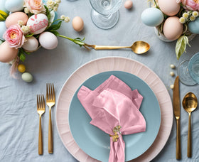 Ruvanti cloth napkins pink 18x18 washable fabric, reusable after meals.