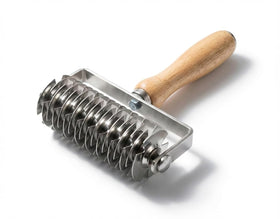RWIXR lattice pastry cutter close-up blades for precise lattice patterns on pie crusts