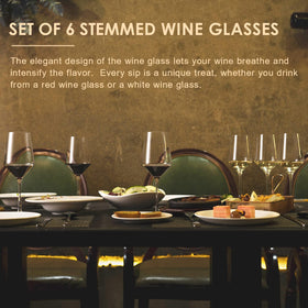 S Salient gift-packaging makes a ready-to-gift elegant wine set.
