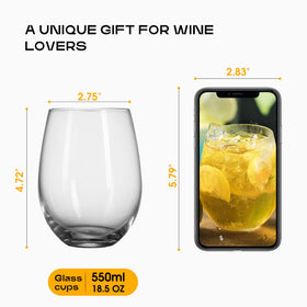 S SALIENT ultraclear crystal wine glass highlights wine color.