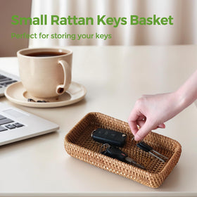 S310 trinket dish holds keepsakes as decorative accents