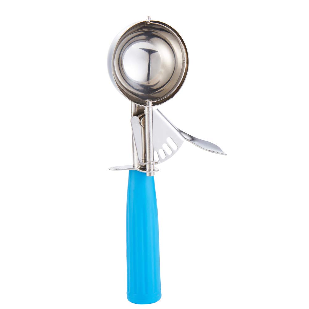 Saebye 18/8 stainless steel scoop resists stains and rust.