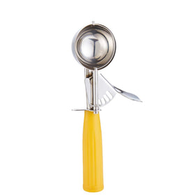 Saebye cookie dough disher for even dough portions.
