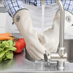 Safety Protection Lingli easy-clean design resists stains and grease for quick cleanup.