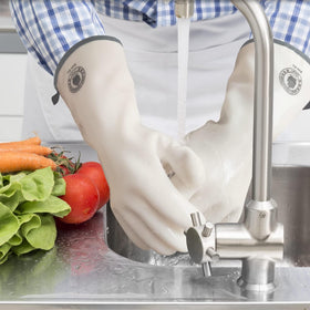 SAFETY PROTECTION LINGLI gloves are easy to clean and store after use.