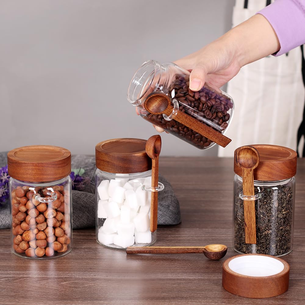 SAIOOL versatile jars for oats, herbs, and everyday pantry organization.