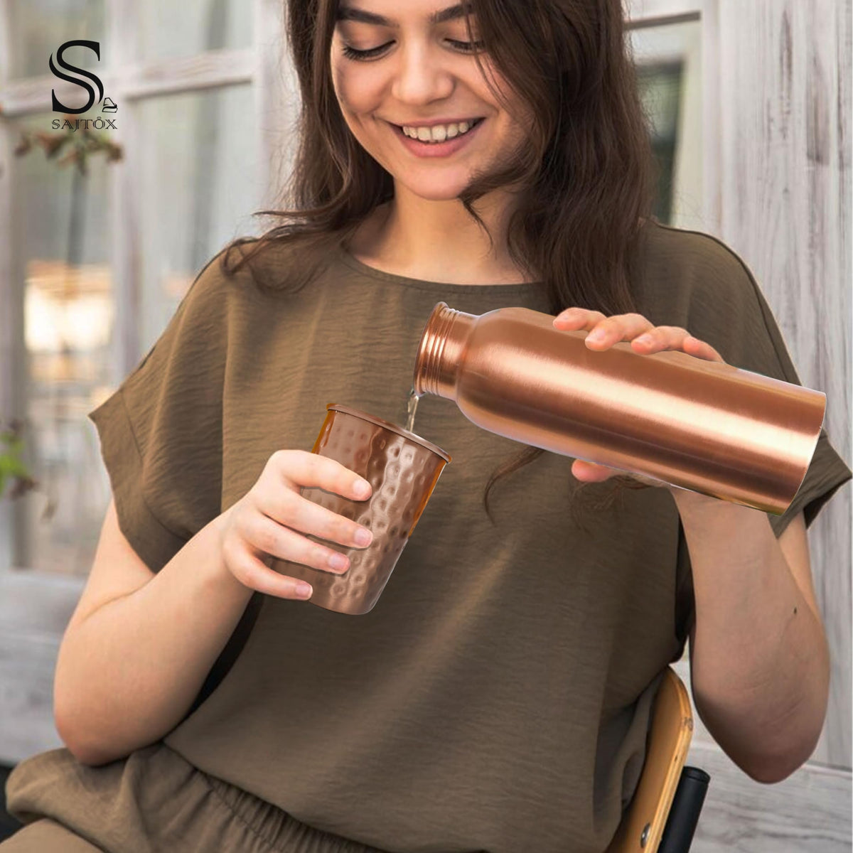 SAJTOX pure copper tumblers close-up, hammered finish and craftsmanship.