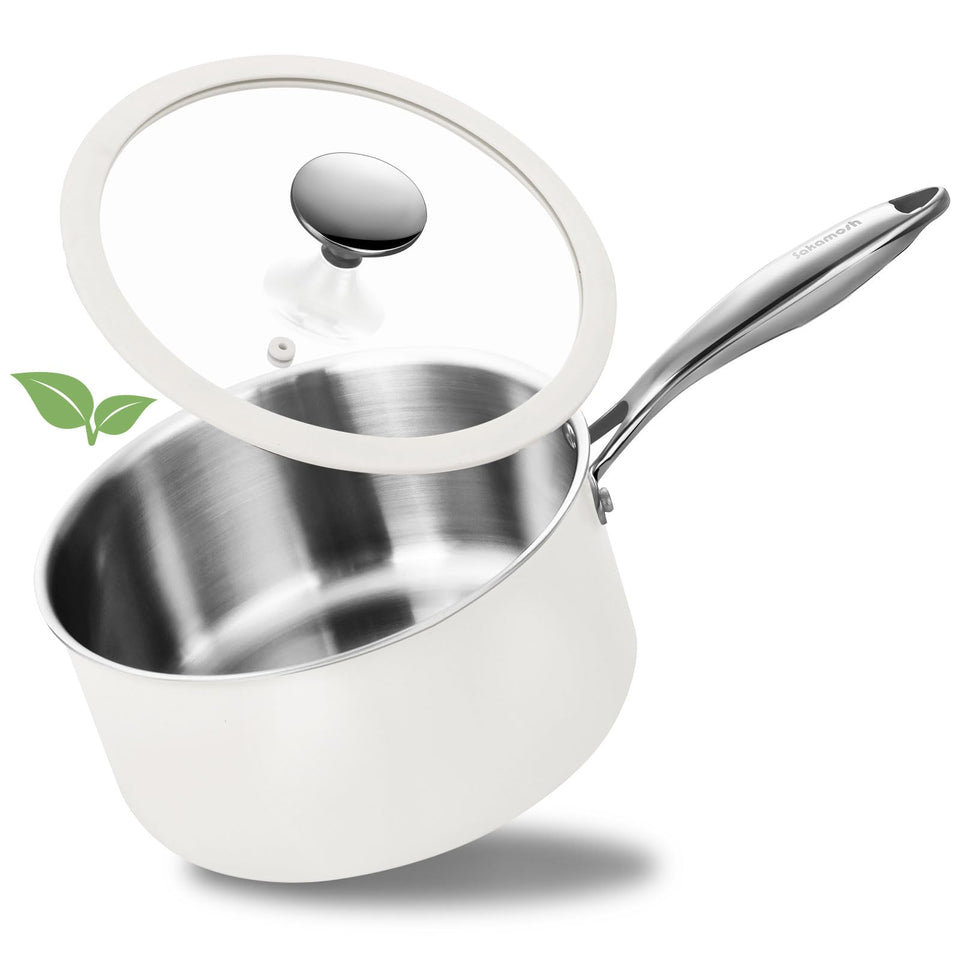 SAKAMOSH tri-ply saucepan with glass lid for precise sauce preparation.