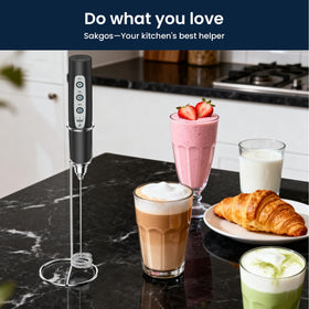Sakgos one-button operation simplifies making foamed drinks.