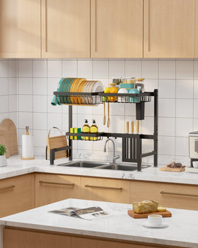 Sakugi black coating finish resists fingerprints for easy cleaning.
