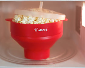 Salbree popcorn popper delivers quick, tasty results in the microwave.