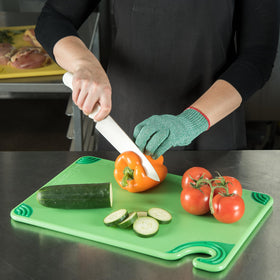 San Jamar Saf-T-Grip uses HACCP color coding for quick food-group identification.