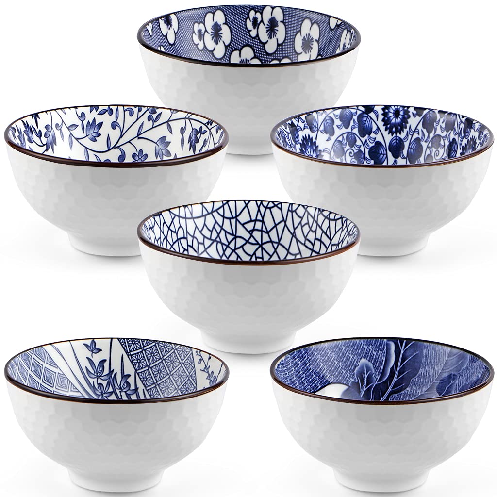 Sanbege bowls feature a blue-white interior pattern for elevated presentation.