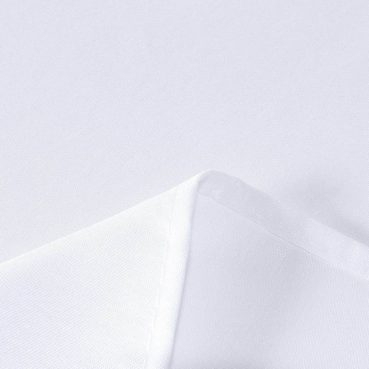 Sancua buffet dinner setup with white tablecloth for a cohesive presentation