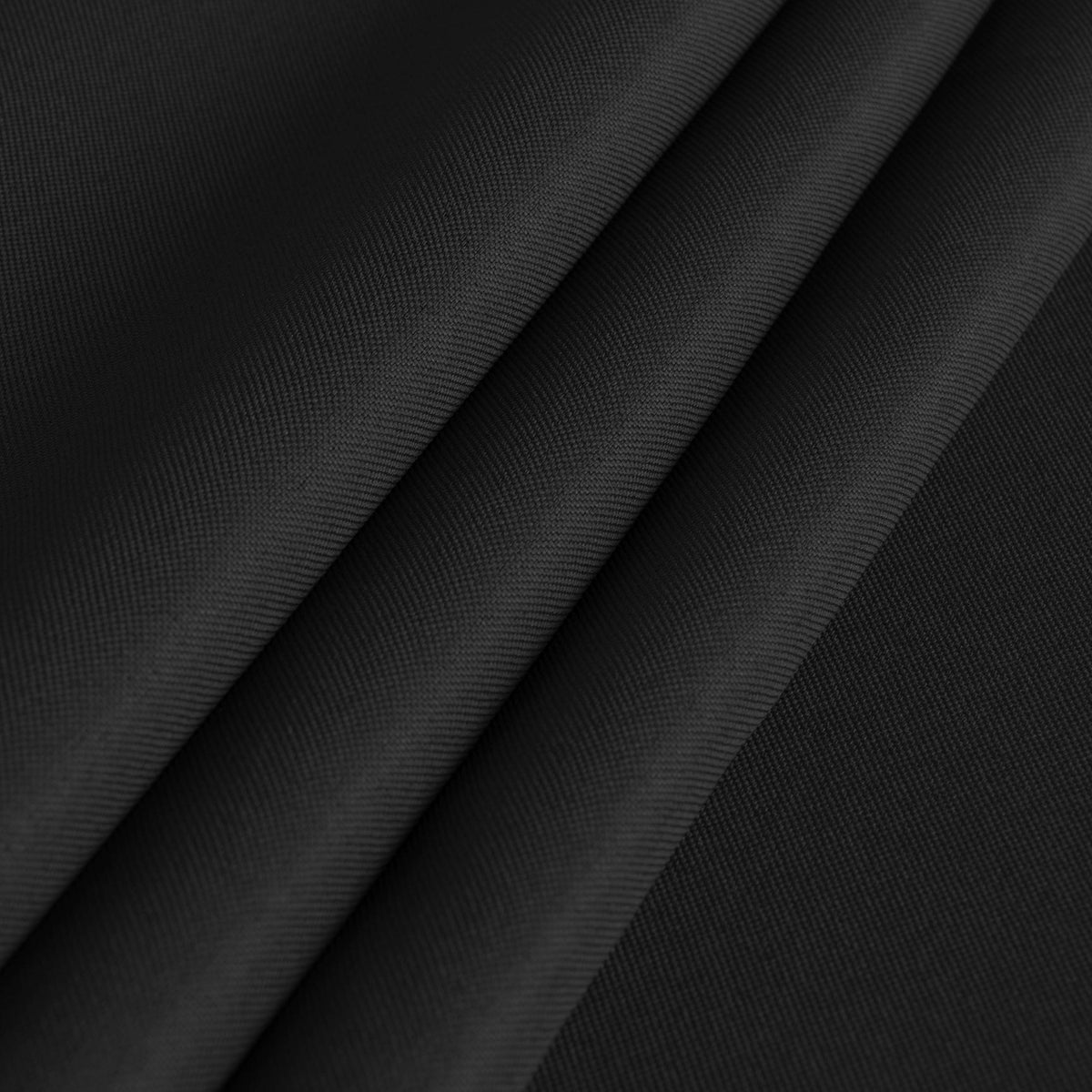 Sancua machine-washable design simplifies cleanup after gatherings.