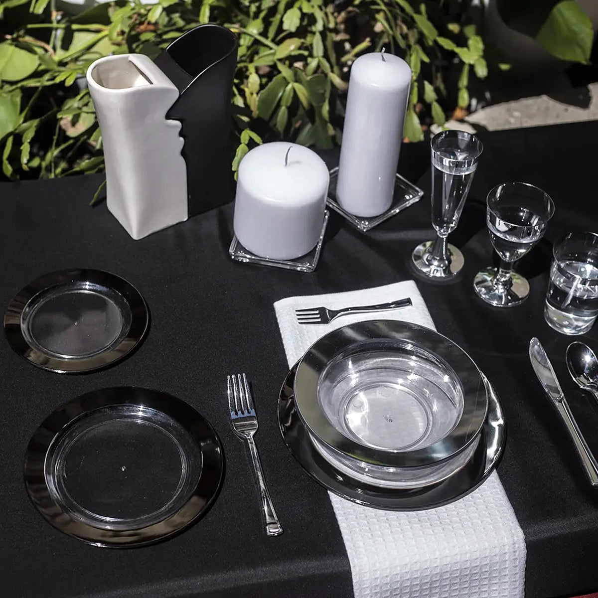 Rectangular coverage of a 6-foot table by Sancua with a 30-inch drop.