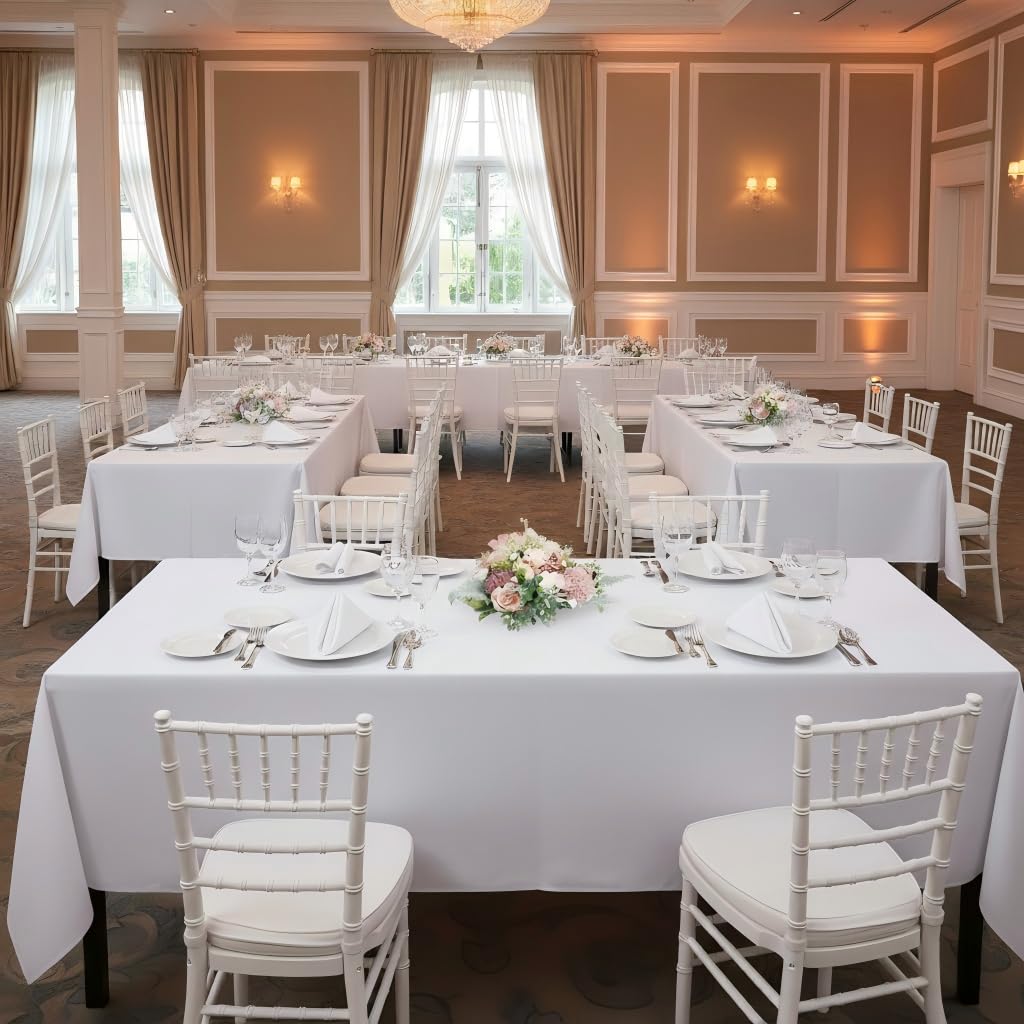Sancua wrinkle-free finish keeps a neat table appearance through events.