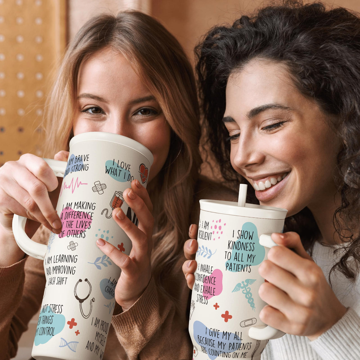 Sandjest hot and cold insulation helps you sip confidently between tasks.