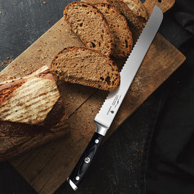 SANMEIHO gift box bread knife packaging makes a thoughtful kitchen gift.