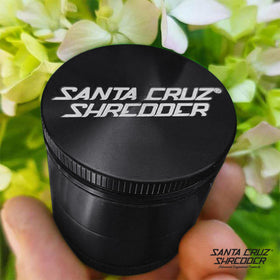 Santa Cruz Shredder portable design in travel setup, grind on the go.
