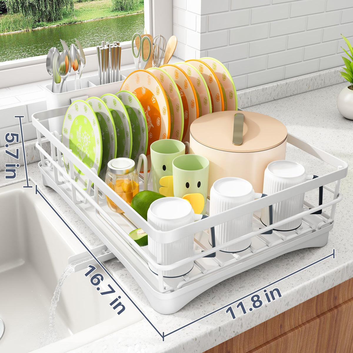 SAYZH dish drying rack separates dishes and bowls for organized drying.