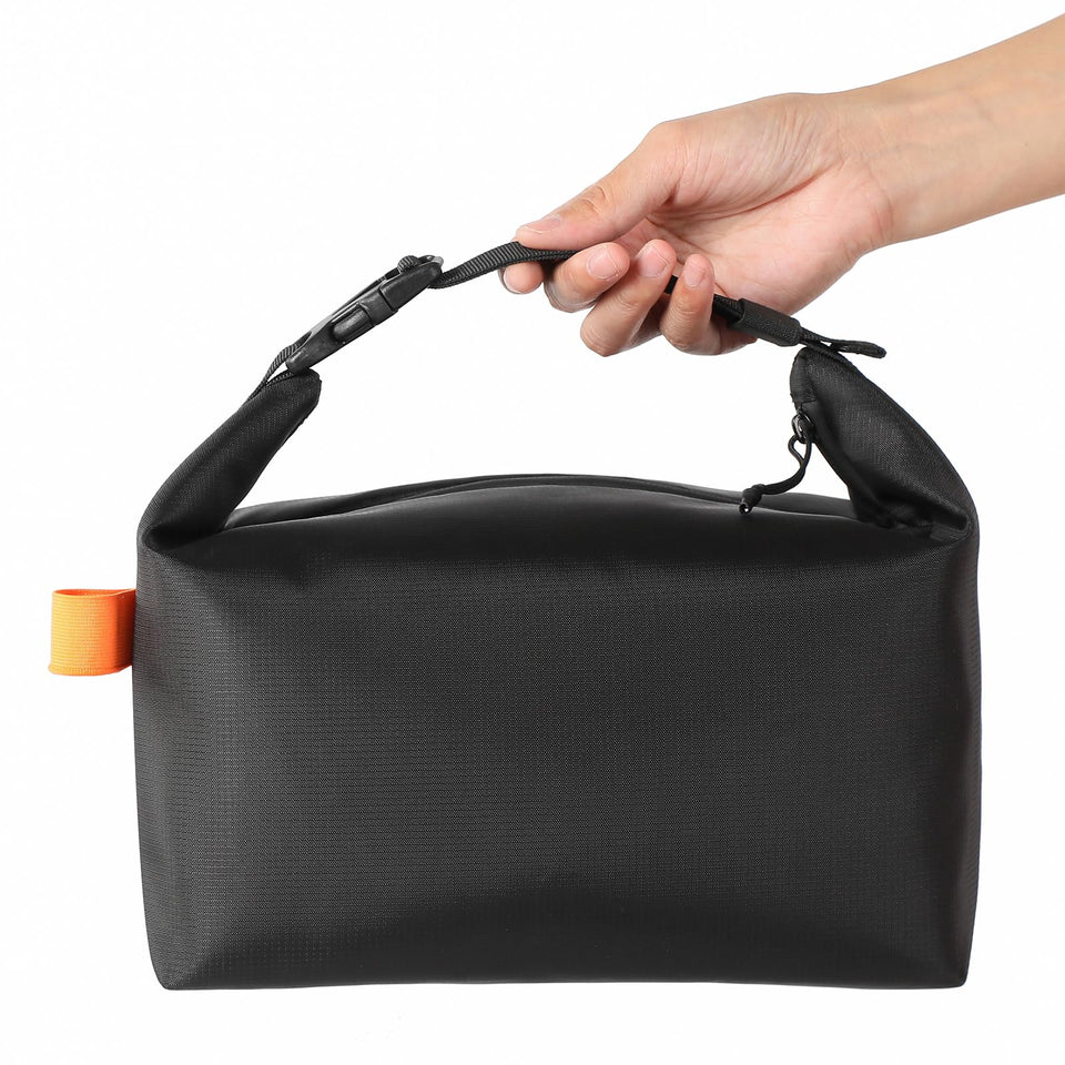 Scandihome lunch bag black front view highlights high-capacity structure for daily meals