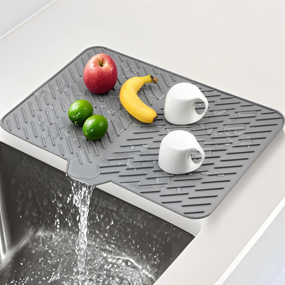 SCYFREID silicone drying mat 23x17 on counter, promotes air drying