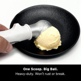 SEAINGO heated scoop quickly reaches 140℉ for easy scooping.