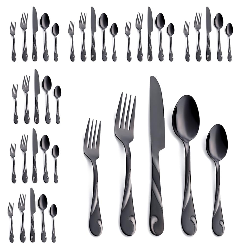 Seeshine black flatware dinner knives with a mirror finish for easy, stylish dining.