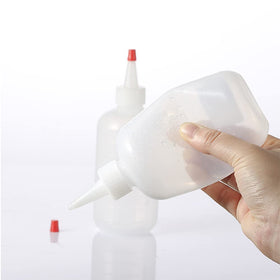Seewavom eco-friendly-material bottle highlighting sustainable packaging choice.