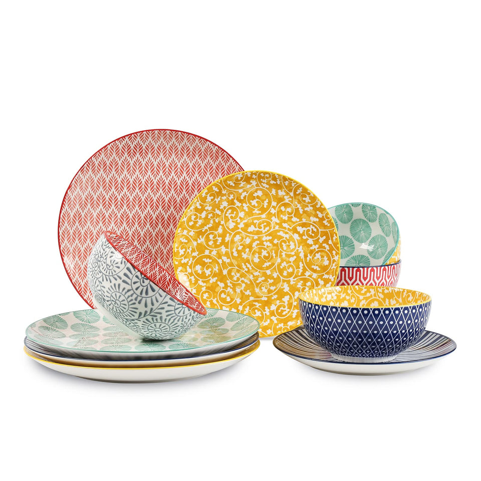 Selamica dinnerware plates 10-inch on table showing vibrant colors for everyday meals.