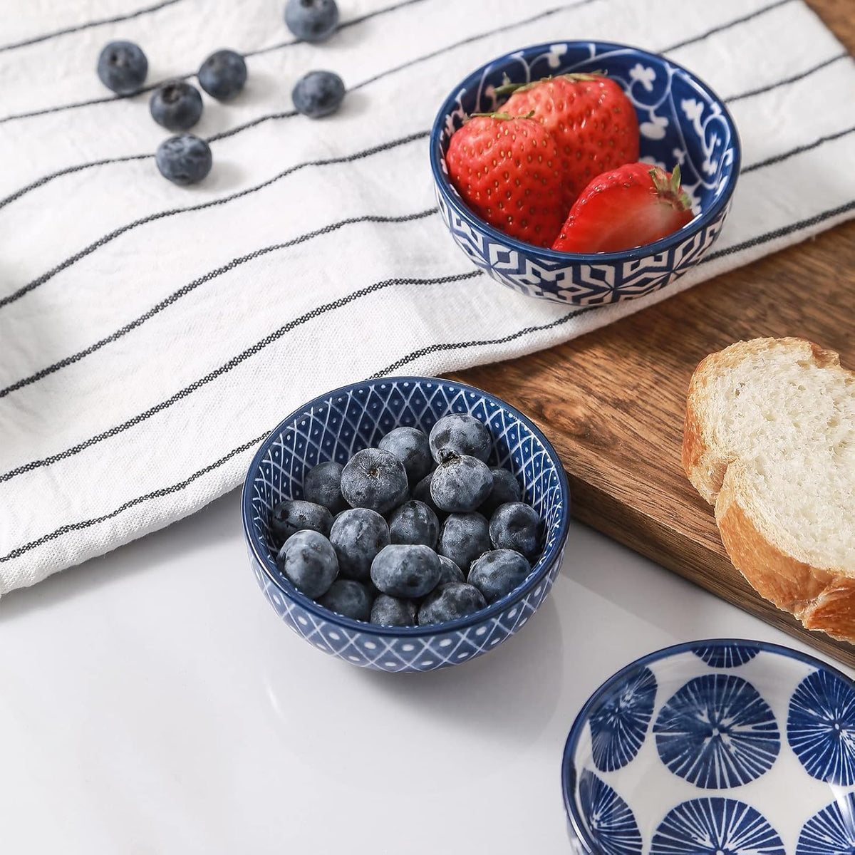 Selamica 3-inch bowls feature durable glaze, easy to clean after meals.