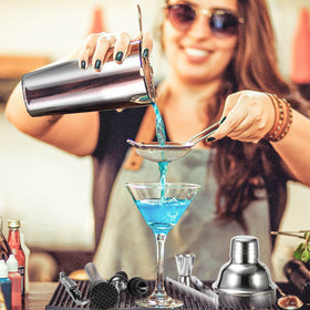 Leak-proof seal on the Semderm shaker prevents spills during shaking