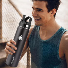 Double-wall vacuum stainless steel keeps drinks hot or cold longer