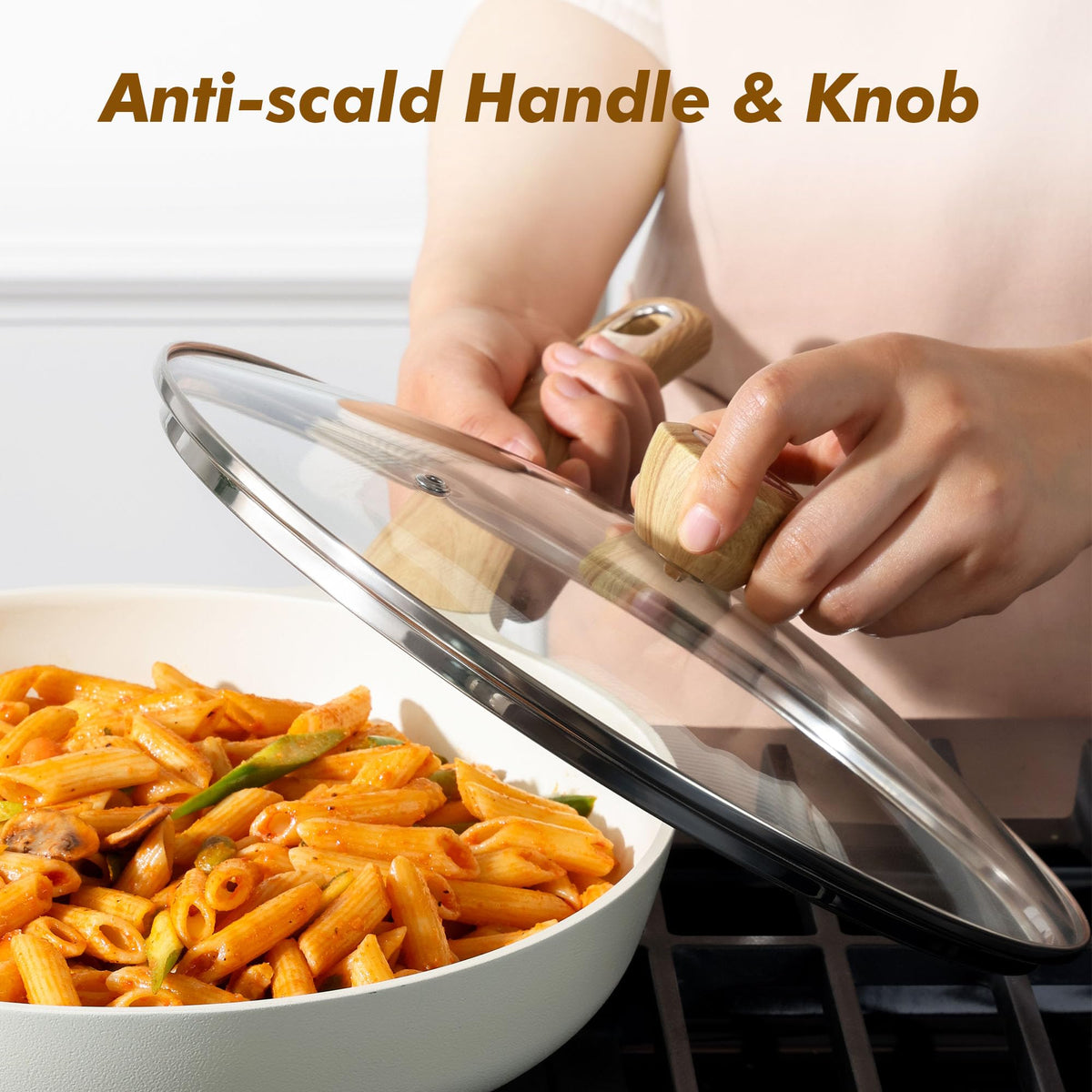 SENSARTE pan design reduces splatter during cooking.